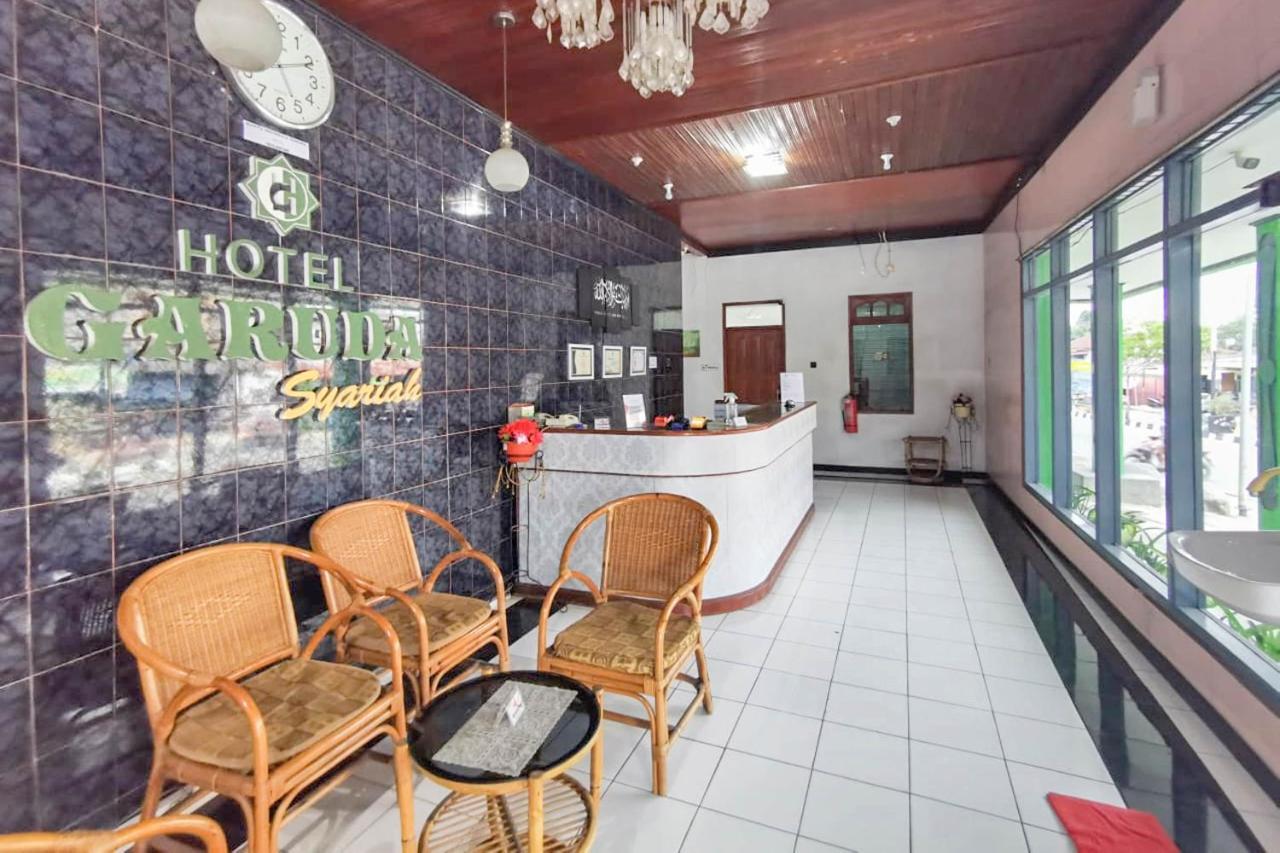 OYO 3758 Hotel Garuda Syariah Bontang Bagian luar foto