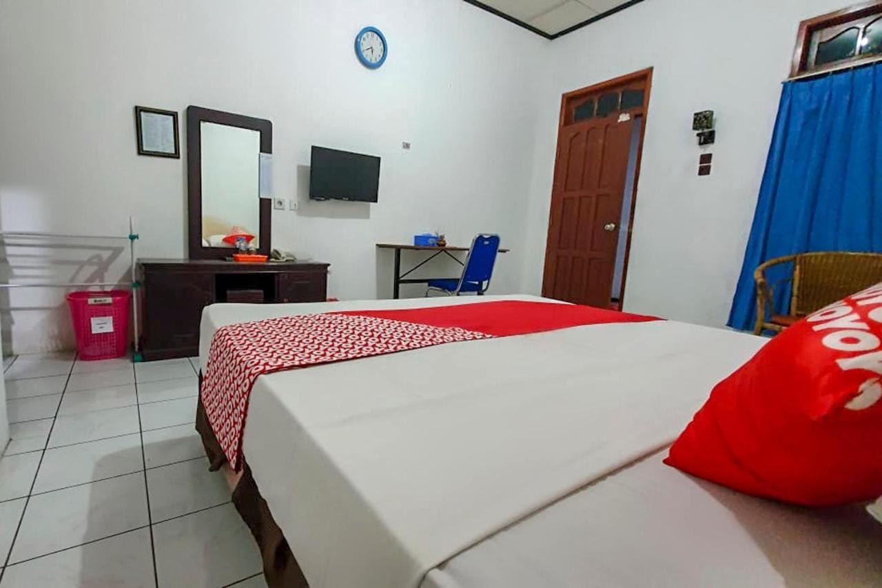 OYO 3758 Hotel Garuda Syariah Bontang Bagian luar foto