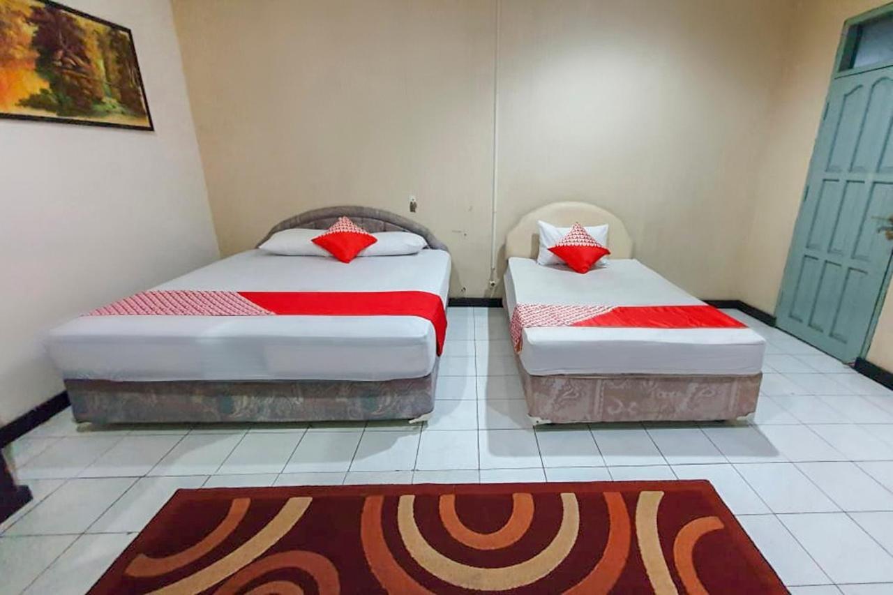 OYO 3758 Hotel Garuda Syariah Bontang Bagian luar foto